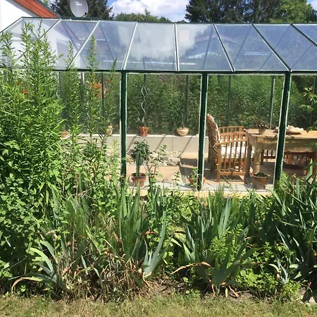 Kleines In Mit Grossem Garten Casa de Férias *