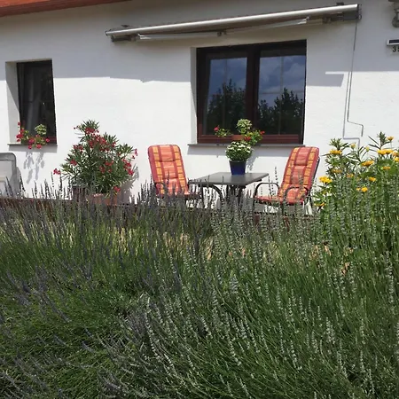 Kleines In Mit Grossem Garten * Rangsdorf